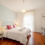 Casa Diletta - Charming With Private Balconies Hotel apartamentowy