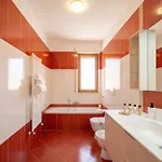 아파트호텔 Casa Diletta - Charming With Private Balconies 3*