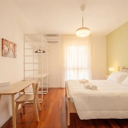 Casa Diletta - Charming With Private Balconies 3* Bari