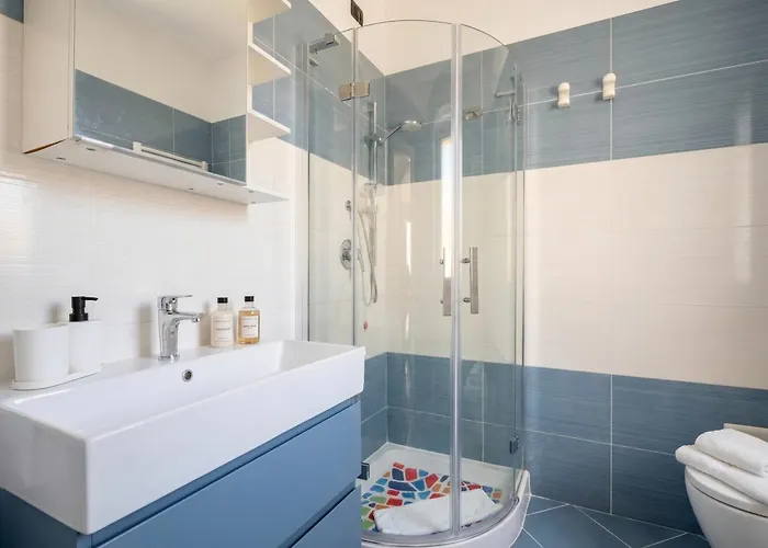 Casa Diletta - Charming With Private Balconies Aparthotel